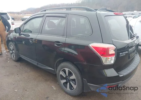 2018 Subaru Forester 2.5I z USA, uszkodzony, nr VIN JF2SJABC6JH591409